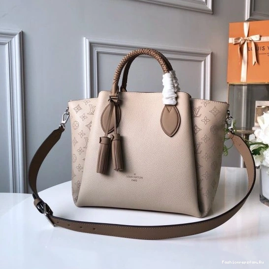 FS CHEAP Bag Haumea Louis Vuitton 0715
